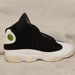 Jordan Retro 13 Black and White and Gum Sneakers Men Size. 9.5